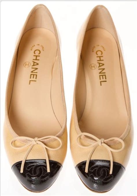 zapatos de piso chanel png